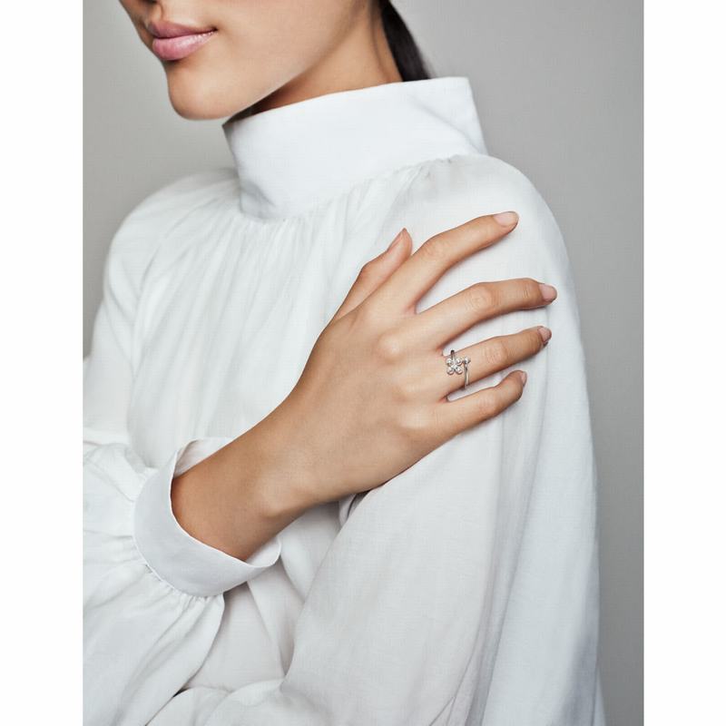 Pandora Four-Petal Flowers Twisted Stackable Ring Silver Egypt KD1634597